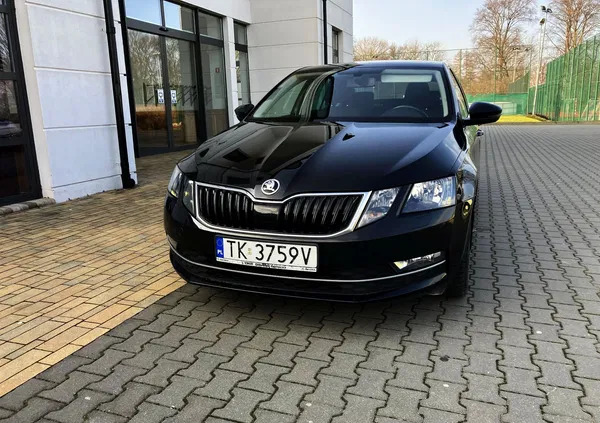 skoda Skoda Octavia cena 47999 przebieg: 207000, rok produkcji 2018 z Rzeszów